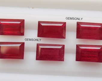 Rubi natural em lapidação baguete 3 x 6 mm, rubi vermelho em lapidação baguete retangular 3 x 6 mm, rubi avermelhado facetado, rubi facetado em lapidação baguete, pedra do mês de janeiro.