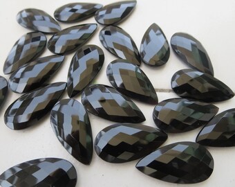 ブラックオニキス ブリオレット ペアシェイプ、AAAグレード宝石（16 x 32 mm）