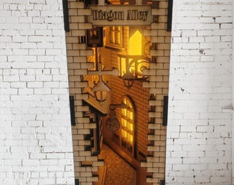 Rincón de libros iluminado del Callejón Diagon: Decoración mágica para estanterías