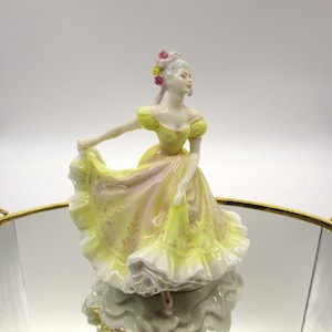 Vintage 1970, Royal Doulton Porcelain 