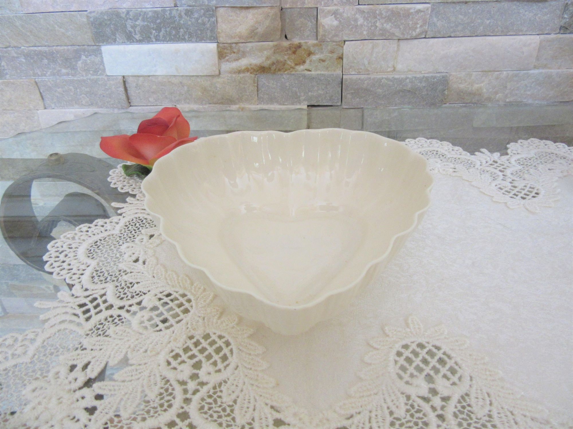 Belleek ベリーク ハートの盛皿 Belleek ベリーク ハートの盛皿 美術品