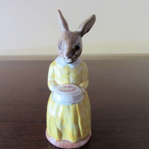 1993 &quot;60th Anniversary Bunnykins&quot; DB 137 Royal Doulton, For Cat Rescue