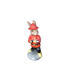 Vintage 1998 Royal Doulton Fireman Bunnykins, Limited Edition, DB 183