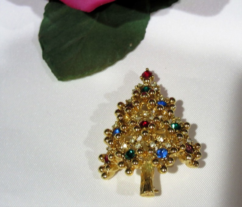 Vintage Christmas Tree with Rhinestones /& Colored Glass Pin Signed Eisenberg