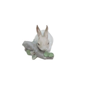 Lladro Gray and White Bunny Rabbit Eating w Flower Damage
