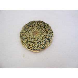 Vintage Stratton Gold Tone Powder Compact With Powder & Puff