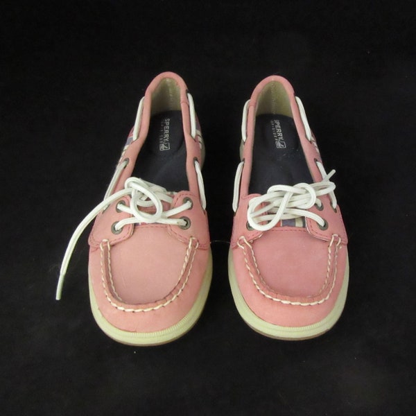 Great Pair of Sperry Top Siders Pink Leather Lace Up Boat Shoes, Size 5M