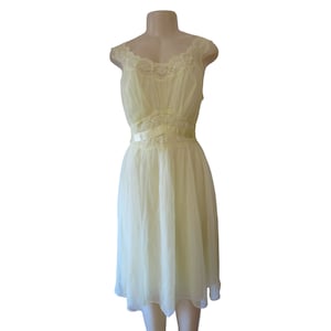 Vintage 1960s Lacy Retro Negligee Pale Yellow Nightgown w Ribbon Bow, Sz 38