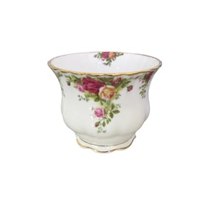 Vintage Royal Albert Old Country Roses Cachepot Bone China Planter w Roses, Made in Englan