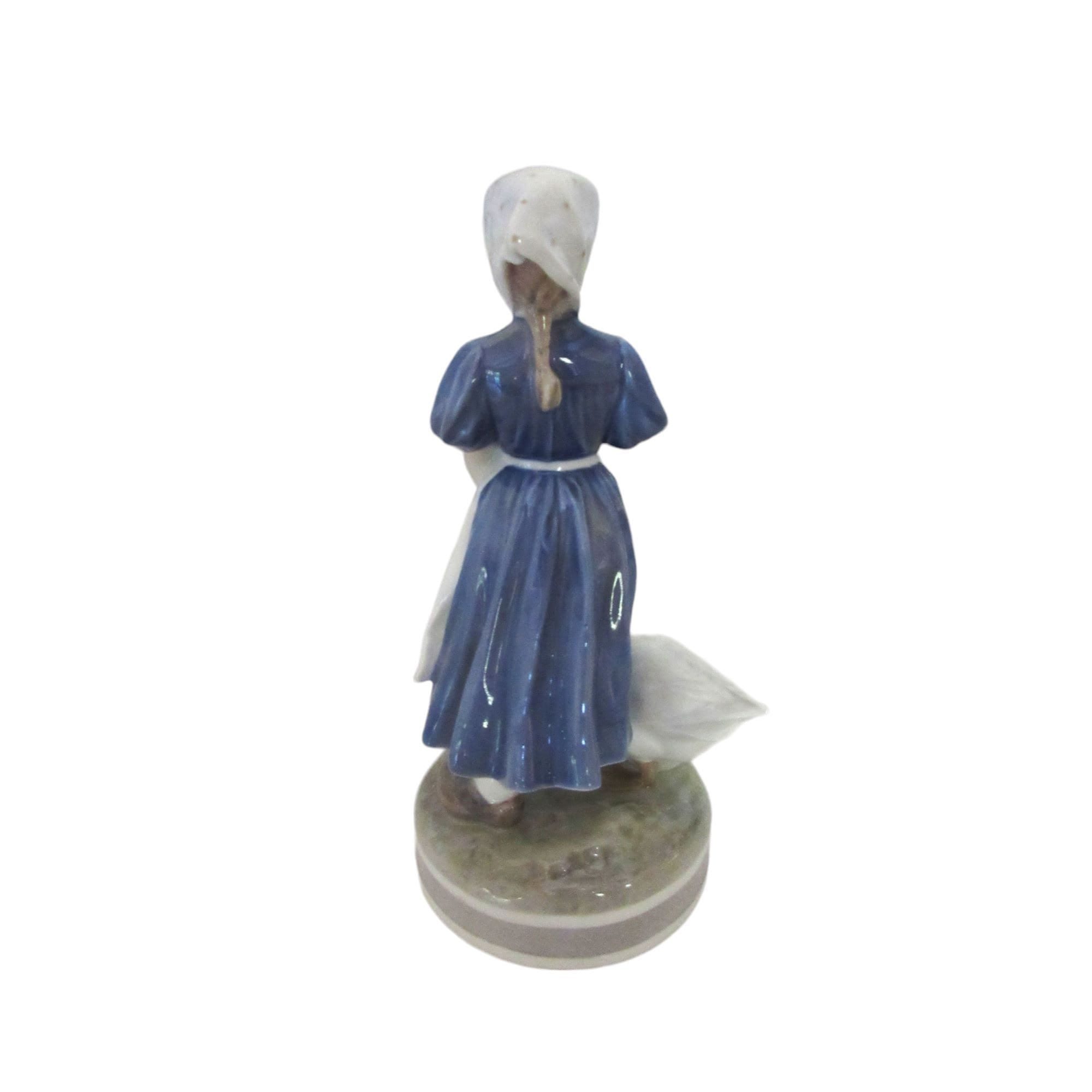 527 ロイヤルコペンハーゲン フィギュリン 「大型のガチョウと少女