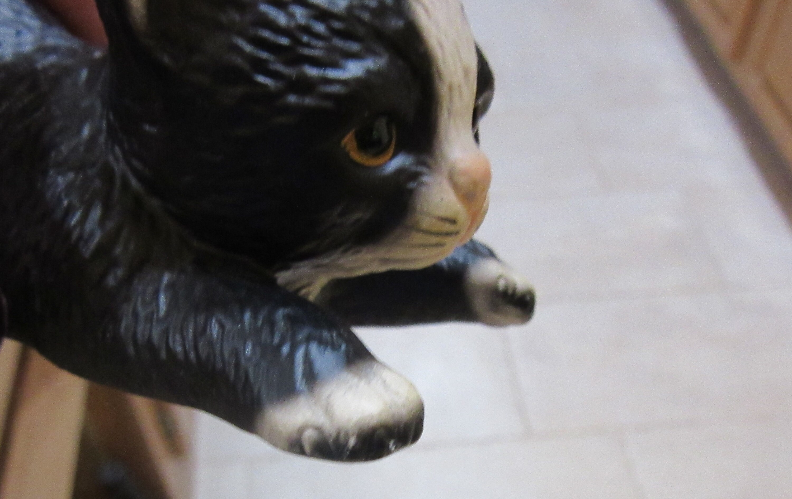 Vintage Set of 2 Harvey Knox Japan Black and White Cat Figurines