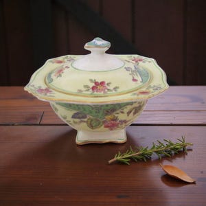 Vintage Royal Winton Grimwades Sugar Bowl W/ Lid Floral Pattern