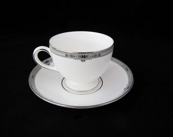 Vintage Wedgwood &quot;Amherst&quot; Tea Cup & Saucer w Plantinum Trim, VGC