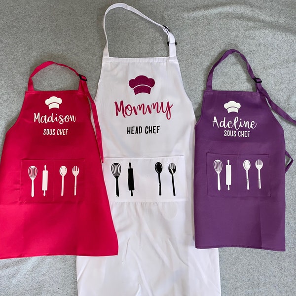 Family personalized Aprons, Personalized Aprons, Holiday gift for Mom, Gifts for Grandma, Christmas Gifts, Personalized gifts for family