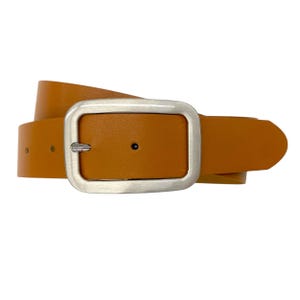 Belt cognac colored leather ladies belt silver satin belt buckle width 3,5cm