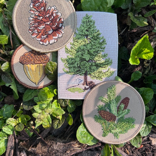 FCO Nature Series 4 pack - Pinecone & branch, Pinecone, Lone Pine en Acorn geborduurde patches