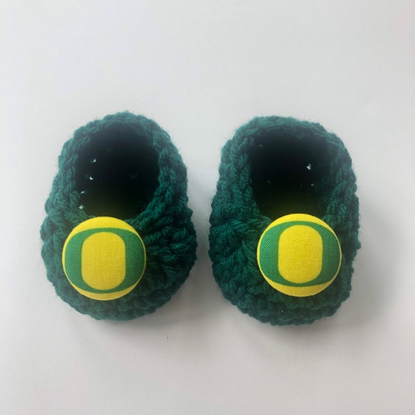 Oregon Ducks baby booties, baby booties, infant shoes, crochet baby booties, booties for baby, crochet baby shoes