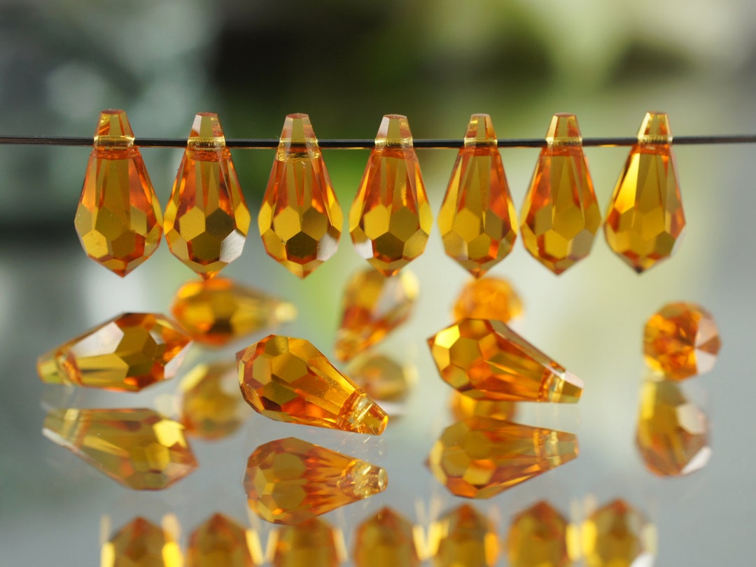 スワロフスキー 6000 ティアドロップ ペンダント 2 個 11x5.5 mm