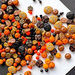65 g (2,29 oz) Unique Mix of Czech Glass Beads for Jewelry Making, Orange-Black Halloween, Czech Glass (MIXS202-65g)
