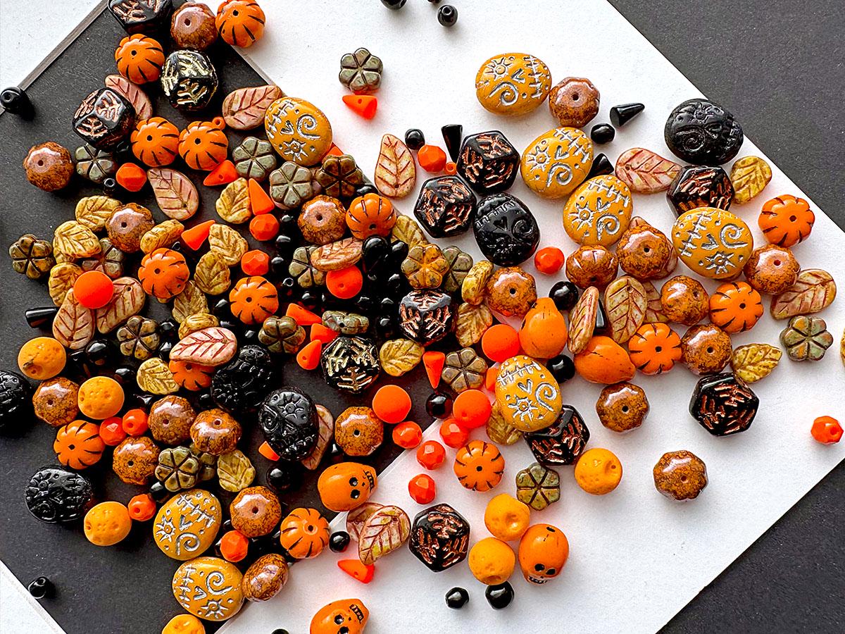 65 g (2,29 oz) Unique Mix of Czech Glass Beads for Jewelry Making, Orange-Black Halloween, Czech Glass (MIXS202-65g)