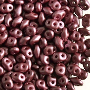 20g Czech Glass 2-Hole Seed Beads SuperDuo 2.5x5mm Pastel Burgundy (rk5031)