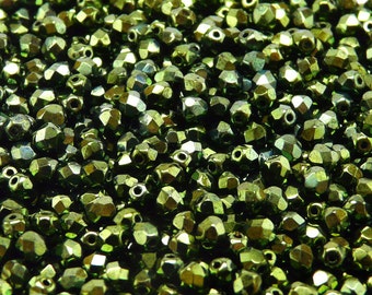 100pcs Czech Fire Polished Faceted Glass Beads Round 4mm Jet Green Lustre (4FP019)