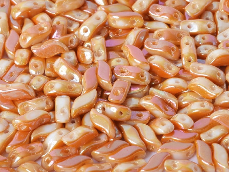 SDU022 Czech Glass 50pcs StormDuo\u00ae Pressed Beads with 2-hole 3x7mm Chalk White Full Apricot Medium
