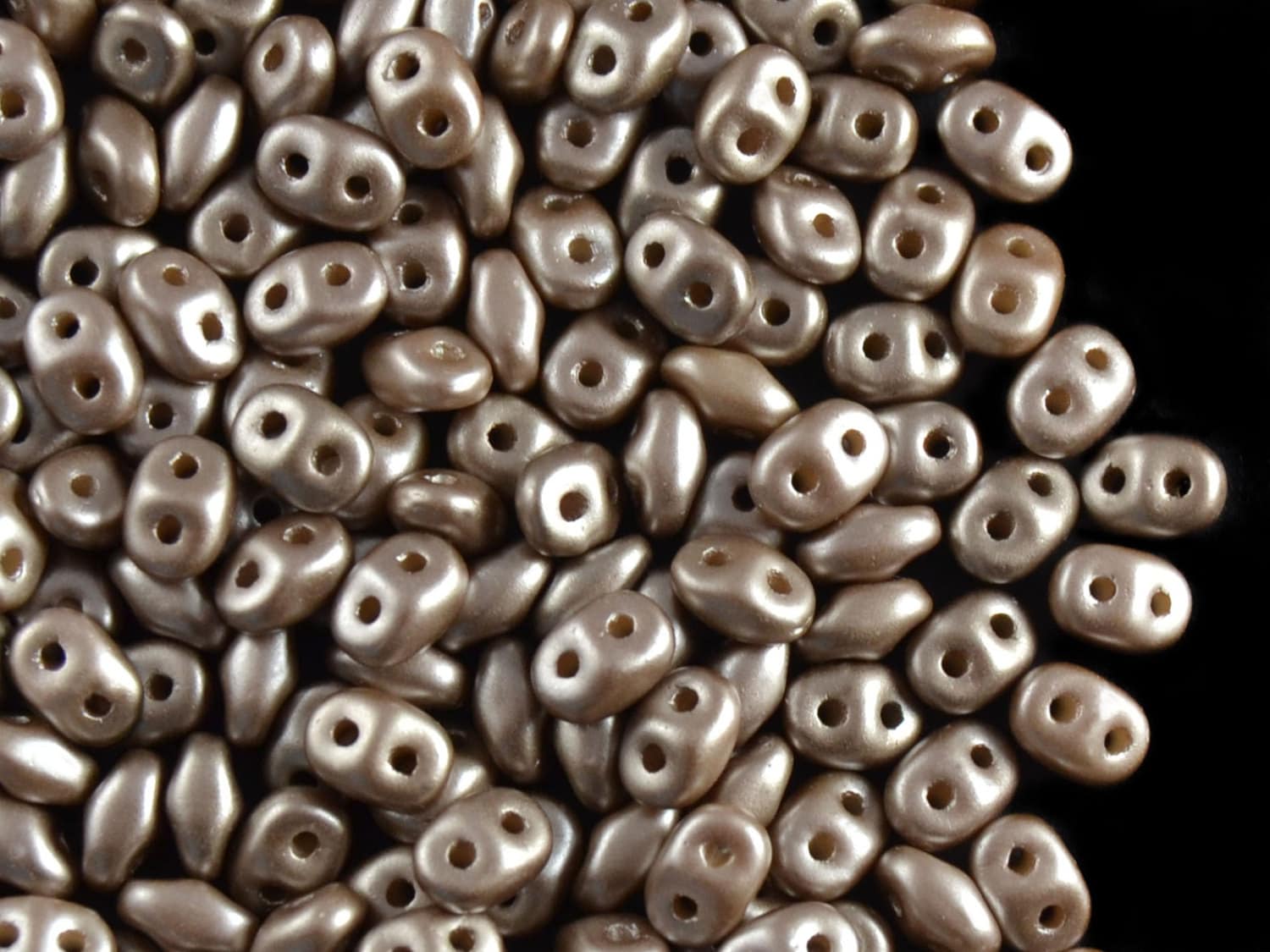 20g Czech Glass 2-hole Seed Beads Superduo 2.5x5mm Pastel Lt