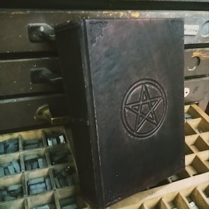 leather journal - engraved with pentacle and bookbinding tools- book of shadows, italian