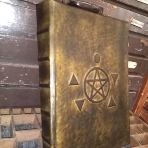 Lederbuch der Schatten-genähtes Buch-Pentakel und Elemente-grimorio-libro delle ombre, Grimoire,leere Seiten, wicca
