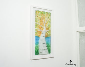 Marco de vidrio fusionado con diseño de abedul - Arte en vidrio hecho a mano con diseño texturizado de bosque otoñal en formato vertical - 30 x 60 cm (12 x 23 1/2")
