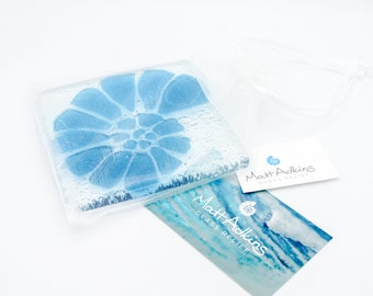 1 Handgefertigter Ammonit Fusing Glas Untersetzer, Muschel, Seeglas Kunst, Gastgebergeschenk, Geschenk für Paar, Hauseinweihung, Geschenk für den Freund, Geschirr