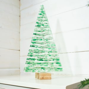 XL Fused Glass Christmas Tree Green 32cm ( 12 1/2&quot; tall), Green Fused Glass Christmas Tree Decoration Festive Ornament with wooden block