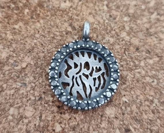Shema Yisrael pendant1 ,Judaica Vintage Jewelry from Israel Filigree Judaica jewelry , Silver Judaica Pendant, Hamsa ,kabbalah jewelry ,
