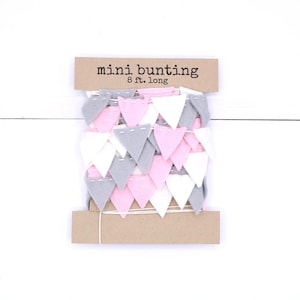 ミニフェルトガーランドバナー：ピンク、ホワイト、グレーの子供部屋用デコレーション（8フィート）