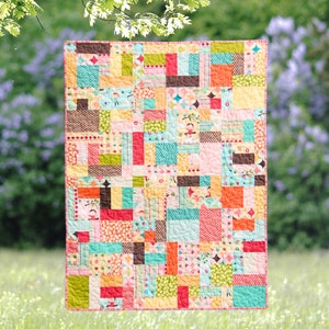 Scrappy Tiles - Digital pdf Quilt Pattern - Layer Cake and Scrap Friendly - Baby and Lap Sizes