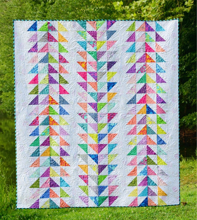 Chloe, digital quilt pattern in lap size. Charm pack and layer cake friendly design. image 3