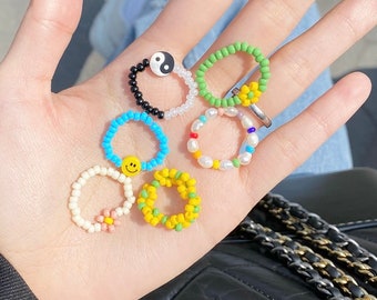 Chunky beaded flower rings