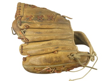 Spaulding Baseball Mitt, Vintage