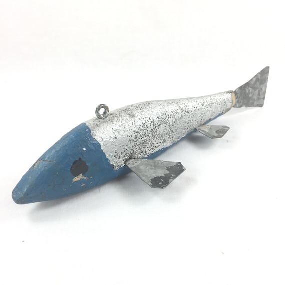 fish lure with fins Hi-Fin Twin Teasertail Surface balanced fall right out of the packno added weight required Fishing Lure, Hand Carved, Folk