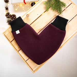 Love gift for the couple - the lover&#39;s mitten for winter walks - warm woolen valentines day gift in burgundy color