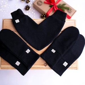 Black mittens gift set for couple, Anniversary gift for parents, Winter wedding gift, Wool mittens perfect Christmas gift for lovers