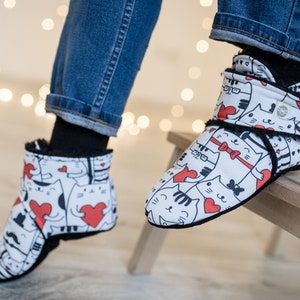 Warm slippers for women with cats print, Cotton indoor baby booties with wool lining - perfect cat lover gift