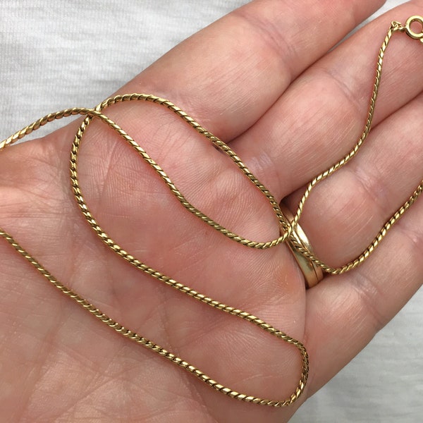 Estate Genuine Yellow Gold Filled Chain Necklace 18" long Marked 1/20 12K GF Fill Heavy 5.0g Unique Chain Design