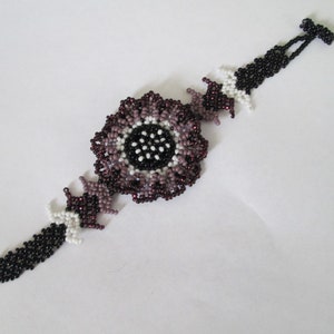purple sunflower flower floral loomed beaded handmade southwest beaded mexican folk art  NATIVE indian design southwest guatemalan mayan