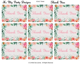 Puede incluir: Nueve etiquetas de agradecimiento imprimibles con un diseño floral de acuarela en tonos rosa, verde y naranja. El texto "Gracias" está escrito en cursiva rosa en cada etiqueta.