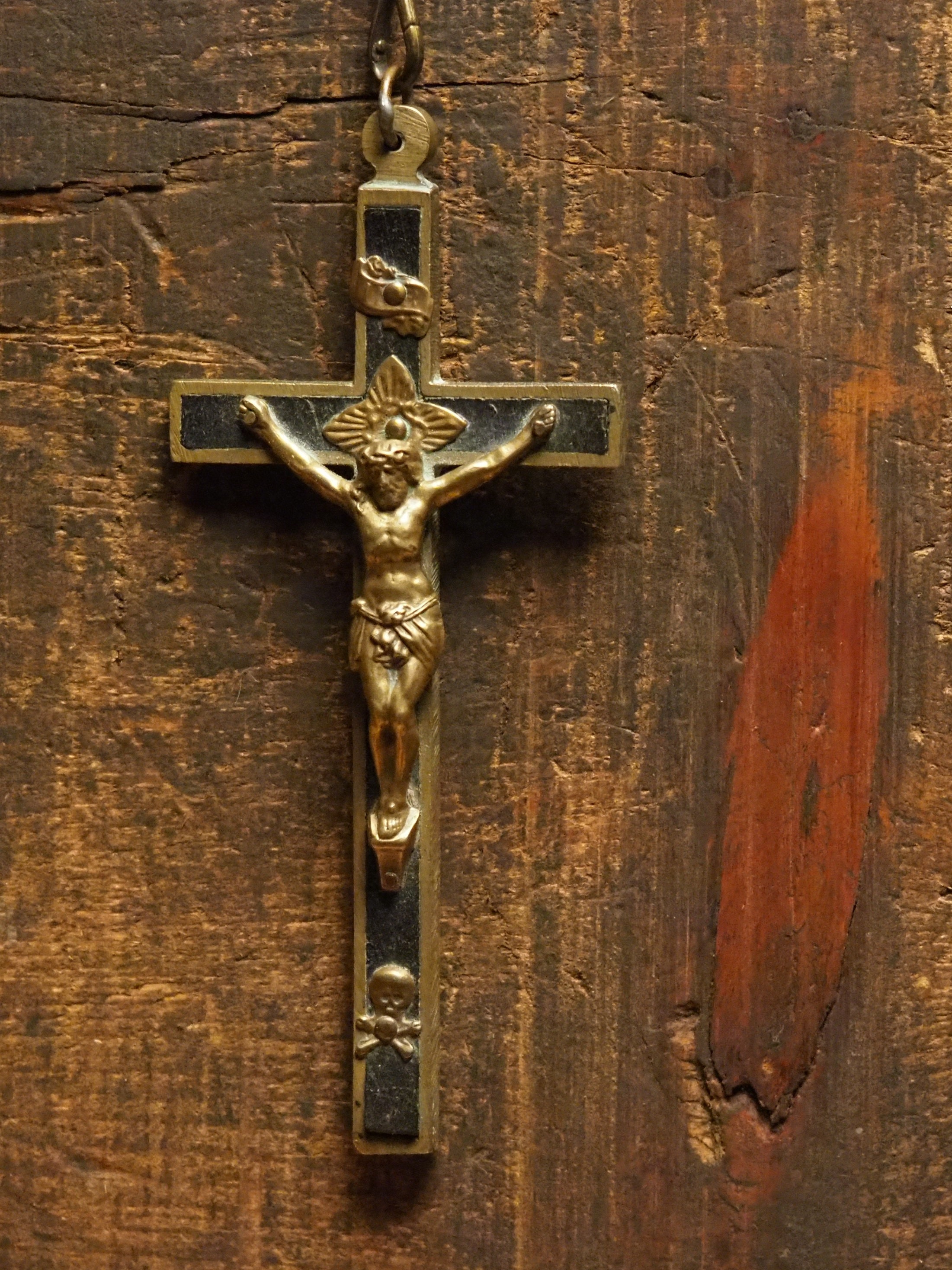 Croce Stilizzata Dorata E Cristo In Vetro Soffiato | Myriam - Foto 9