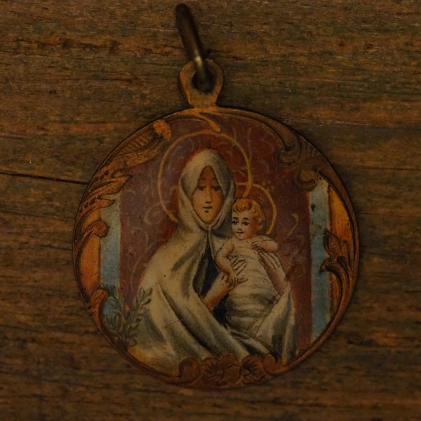 Antique bronzer and hand painted enamel religious medal pendant our holy lady with little Jesus