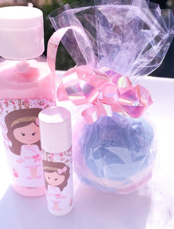 Spa party , Birthday favor/ Her Royal 5ness favor/ princess favors/lotion, Lip balm & bath bomb/Spa party/ slumber party favors/