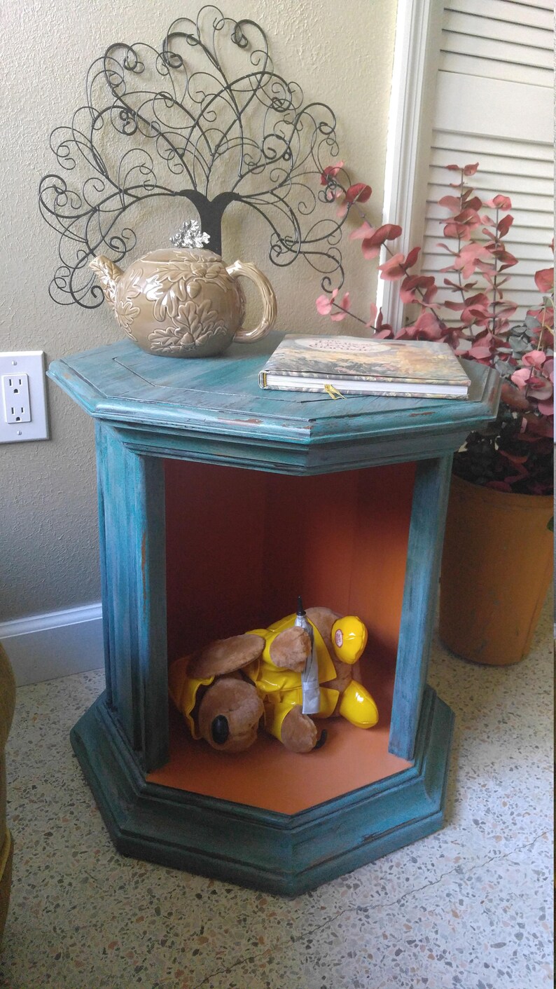 Dog Bed,End Table dog bed,Dog Bed furniture,Small Dog bed,Modern dog bed,Annie Sloan chalk paint non toxic for dog bed,Boho Dog Bed,Pet bed